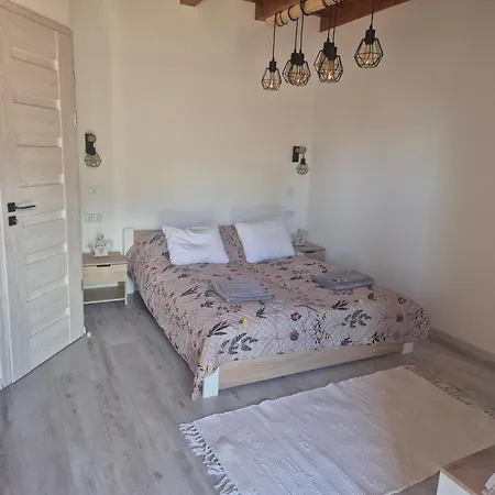 Hanna Apartman *